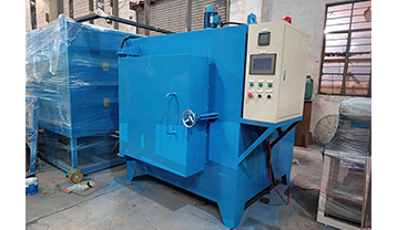 Industrial chamber type sintering furnace for iron powder parts